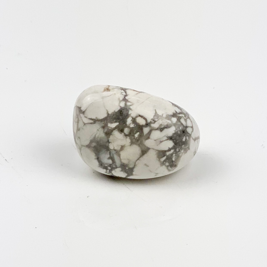 Howlite Tumbled - Sage And Aura